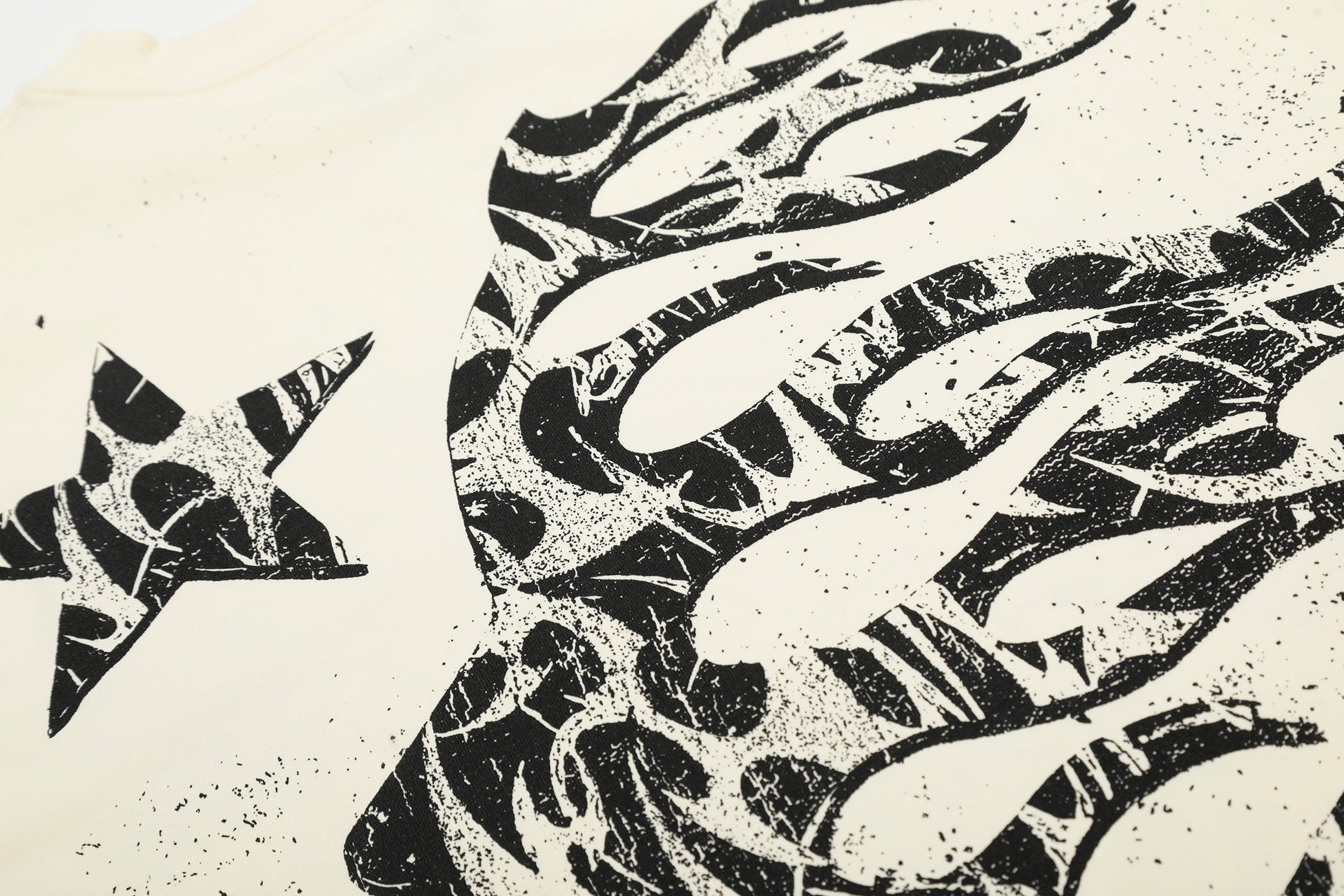 HE 2025 new fashion T-shirt 1123